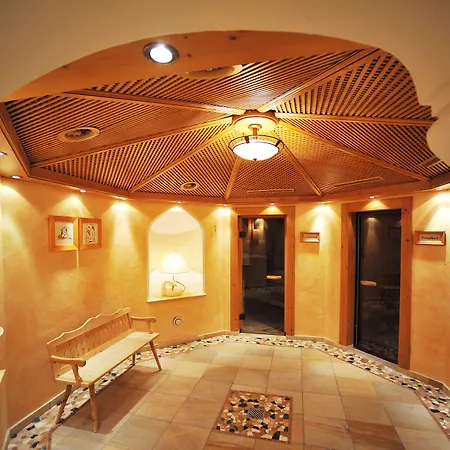 Отель Kirchler Тукс