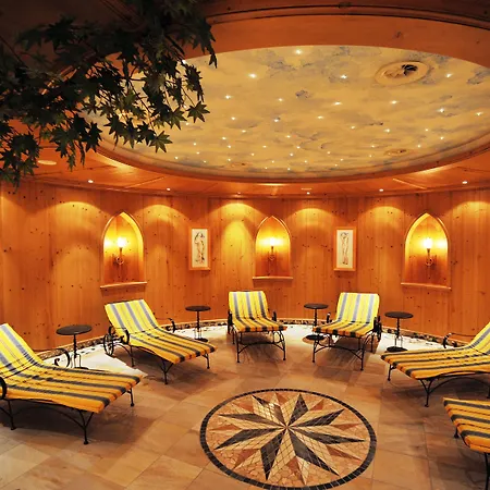 Kirchler Отель Тукс