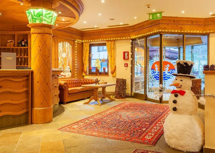 ホテル Kirchler トゥクス