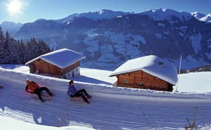 ホテル Kirchler トゥクス