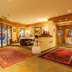 基希尔休閒酒店 图克斯